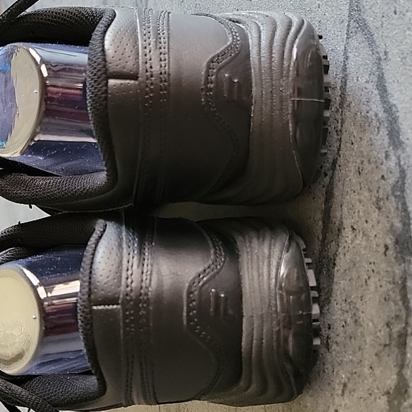 FILA Workshift Slip Resistant Athletic Memory Foam 5HGW3004-001 Black size 10W - Picture 5 of 10